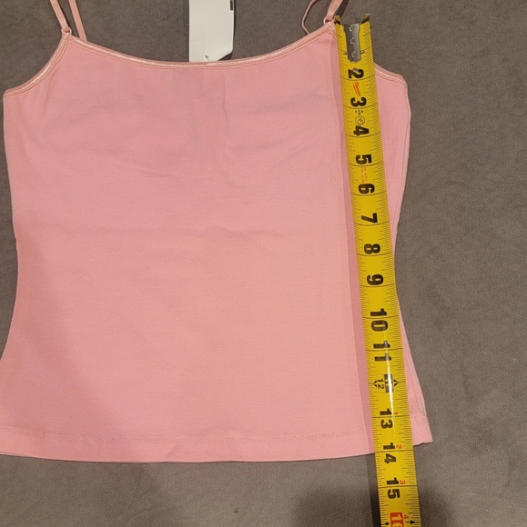 Y2k NWT Tank tops/Cami with adjustable straps & built in bra Size M - Picture 2 of 11